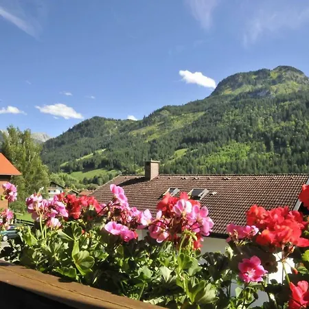 Kaufmann Apartmán *